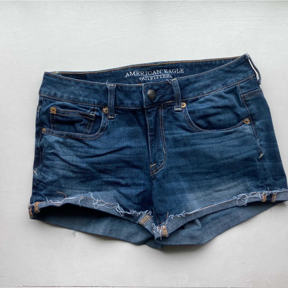 American Eagle Outfitters Dark Wash Jean Shorts Size 6.